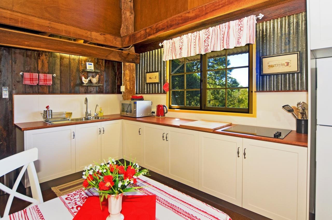 Possum Lodge At Cloudhill Estate Mount Tamborine Eksteriør billede